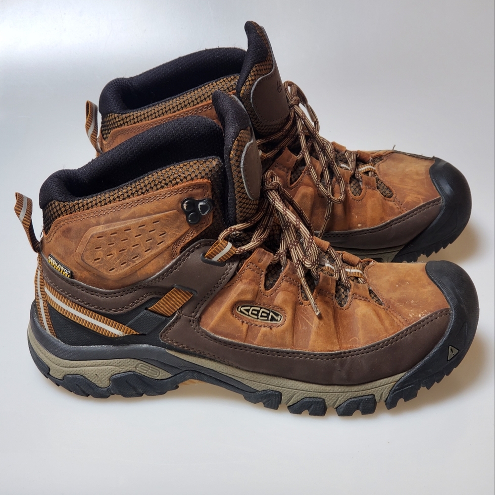 Keen Brown Leather Hiking Boots